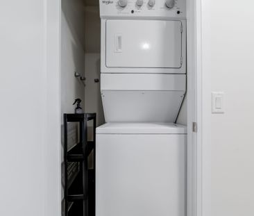 For Lease - 16 Concord Place Unit# 337, Grimsby, Ontario - Photo 1