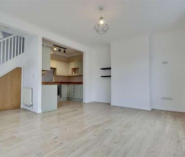 Copnor Road, Portsmouth, PO3 - Photo 1