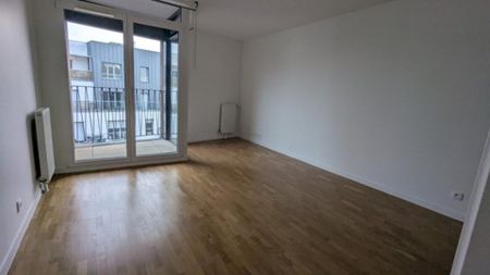 location Appartement T2 DE 43.1m² À ASNIERES - Photo 2