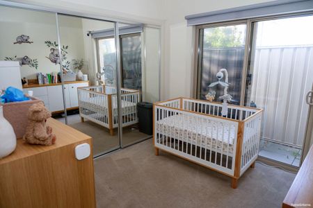 Modern Three Bedroom Townhouse in Altona North - Photo 4