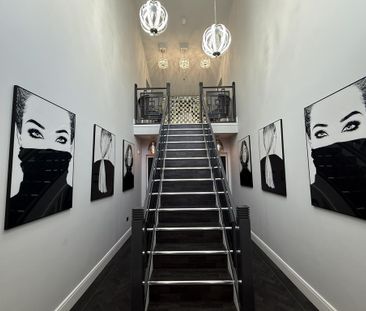 2 bedroom penthouse to rent - Photo 3