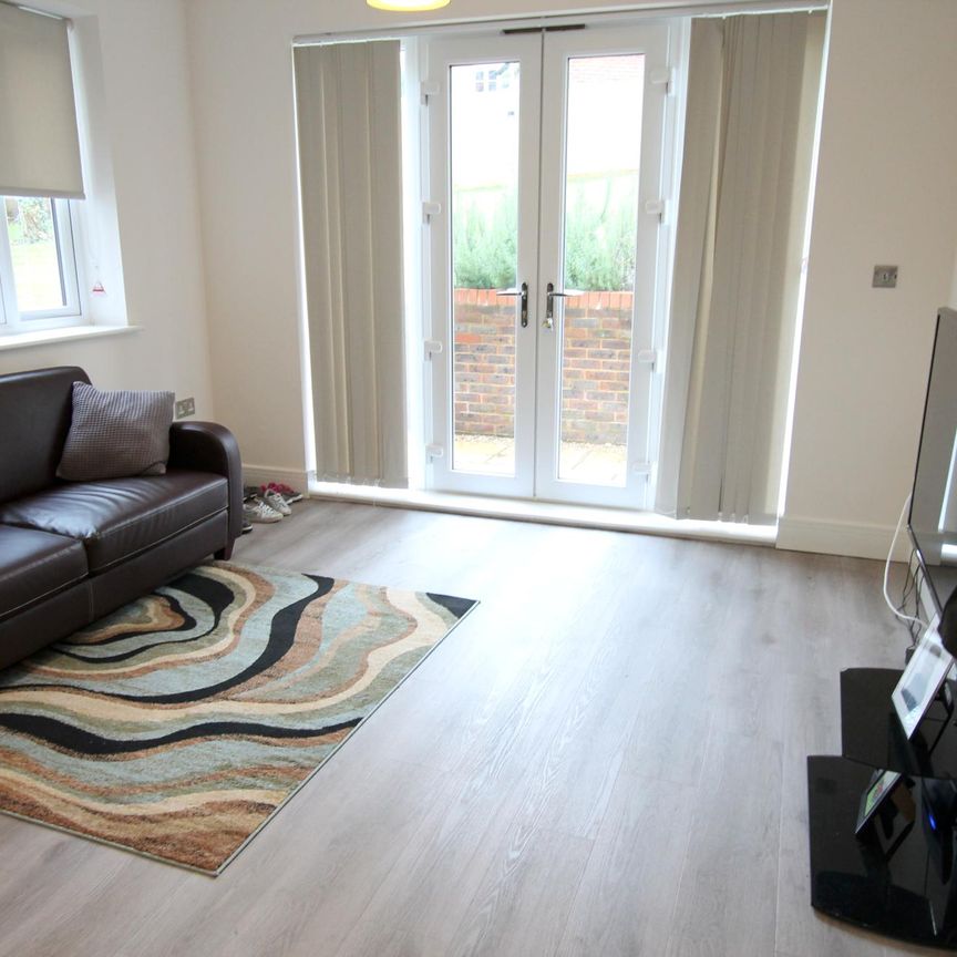 2 bedroom apartment to rent Chandos Road, Buckingham, Buckinghamshire, MK18 - Photo 1