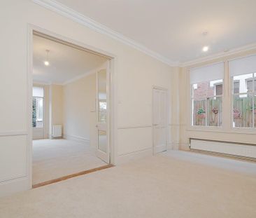 3 bedroom flat to rent - Photo 2