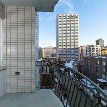 2 CH - 2 SDB - Montréal - $2,395 /mo - Photo 3