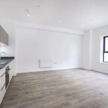 Swindon, Wiltshire, SN2 - Photo 1