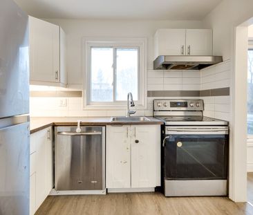 For Lease - 240 Markham Road Unit# ENTIRE PROPERTY, Toronto, Ontario - Photo 5