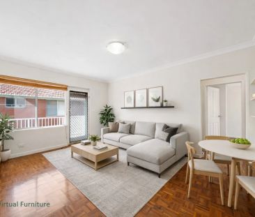 Light-Filled Apartment in a Quiet, Ultra-Convenient Ashfield Pocket - Photo 1