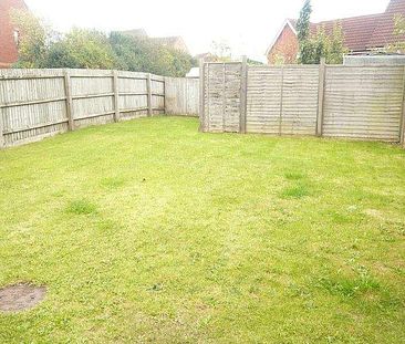 St Andrews Ridge, Swindon, SN25 - Photo 4