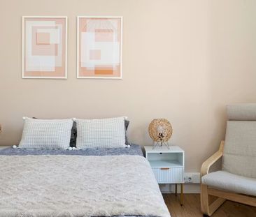 Rua dos Lusíadas, Lisbon, Lisbon 1300-372 - Photo 4