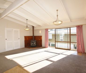 15 Stephen Avenue, Henderson - Photo 1