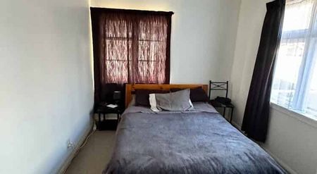 Charming 2-bedroom house in Miramar, Wellington - Photo 5