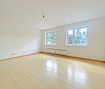 Helle 3-Zimmer-Wohnung mit Süd-Ostausrichtung im 2. Stock! - Foto 4