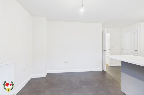 New Orchard Avenue, Winnycroft, Gloucester - Photo 1