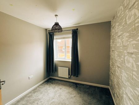 3 bedroom link detached house to rent - Photo 4