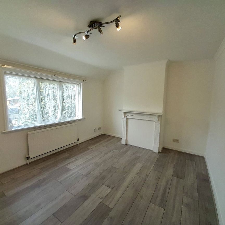 Brighton Road, Hooley, Coulsdon, Surrey, CR5 3EG - Photo 1