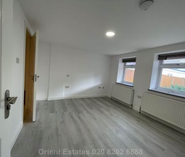 Price £1,400 pcm - Available Now - Unfurnished - Photo 4