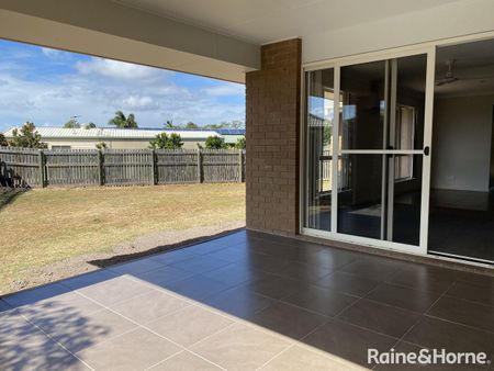 Coastal Living with Space & Comfort (BREAK LEASE) - Photo 2