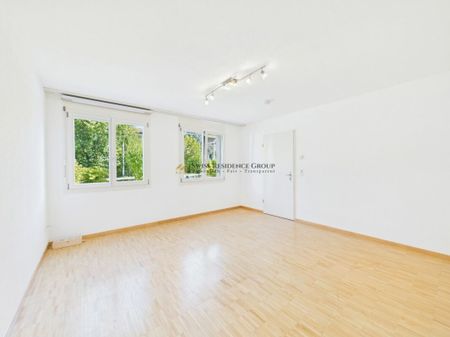 Maison mitoyenne exclusive de 5,5 pièces dans un endroit ensoleillé et calme - Foto 2