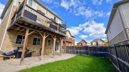 For Lease - 571 Sanderson Crescent, Milton, Ontario - Photo 2