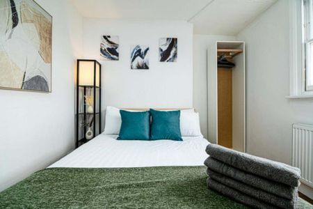 1 bedroom flat to rent - Photo 5