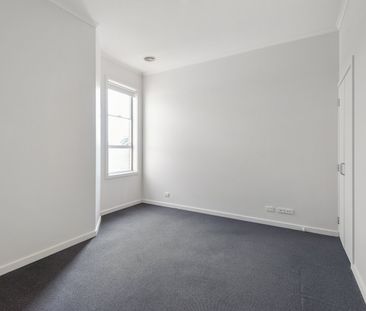 MODERN SPLIT LEVEL APARTMENT WITH SEPARATE OFFICE SPACE - Photo 3