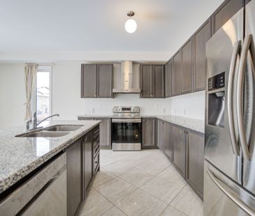 For Lease - 9 Rotondo Crescent, Vaughan, Ontario - Photo 1