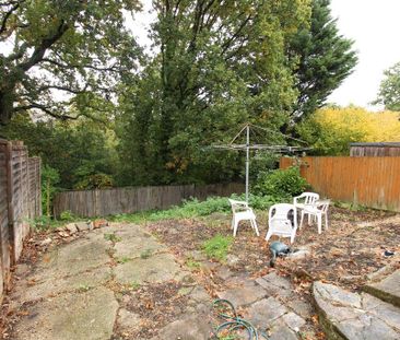 4 bedroom end of terrace house to rent - Photo 6