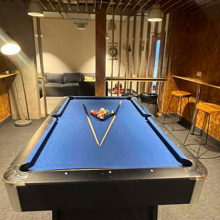 1 Bed Flat - Photo 1