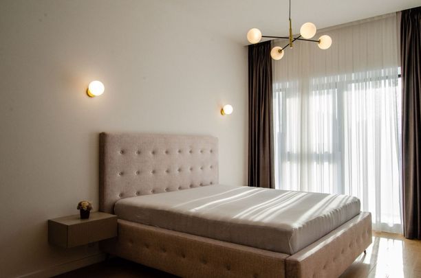 4 camere de inchiriat | zona Floreasca | prima inchiriere - Photo 1