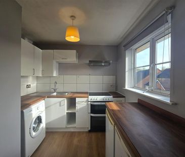 Thurlow Close, London E4 - Photo 3