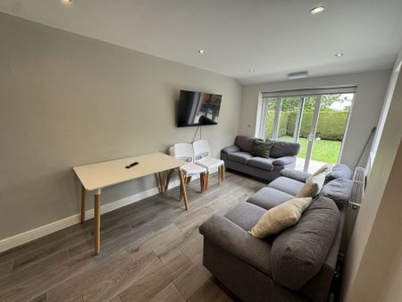 Yarburgh Way, Badger Hill - P10037 - Photo 2