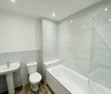 Bumblebee Gardens, NR34 9ZB - Photo 3