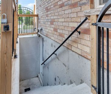 For Lease - 4 Oceanpearl Crescent Unit# Basement, Whitby, Ontario - Photo 4