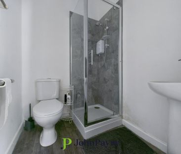 Studio to rent - Photo 6