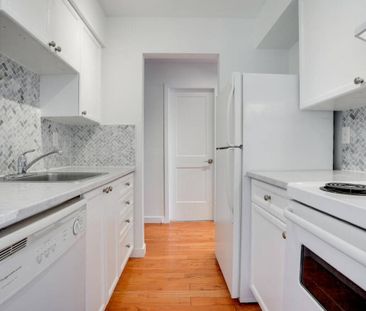 101-2040 Cornwall Ave, Vancouver - Photo 3