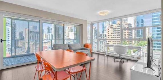 Vancouver Downtown High-Rise 2Bedrooms 1Bathroom Apartment - Photo 2