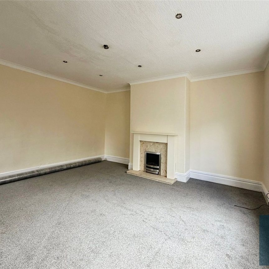 Manchester Road, Linthwaite, Huddersfield, HD7 - Photo 1