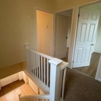 3 Bedroom Semi-Detached House For Rent - Photo 1