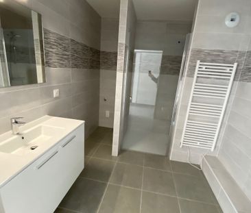 Location Appartement 2 pièces 46m² GEISPOLSHEIM 67118 - Photo 5