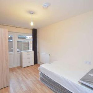 1 bedroom property to rent in Milton Keynes - Photo 3