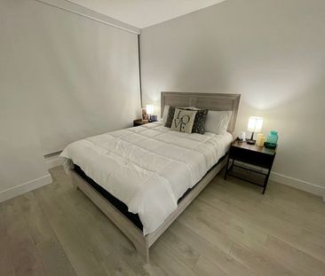 2 bed + den/2 bath at Ellis Parc - Photo 5