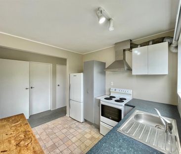 3 Bedroom Unit in Kingston - Photo 6