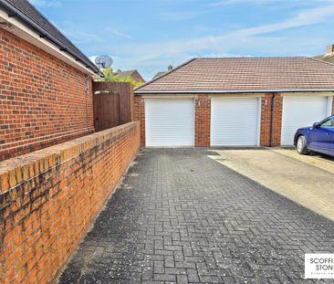 3 bedroom semi-detached house to rent - Photo 3