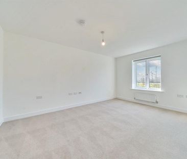 3 bedroom detached house to rent - Photo 2