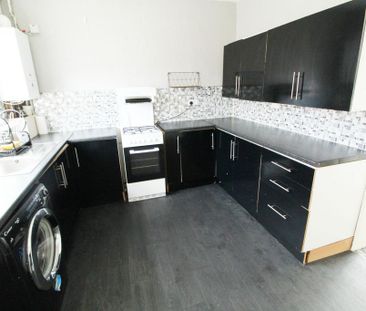 2 bedroom terraced house to rent - Photo 6