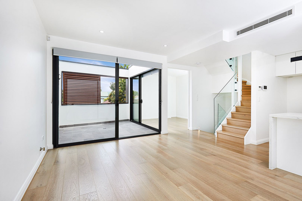 Modern Townhouse in Boutique Development - Photo 1