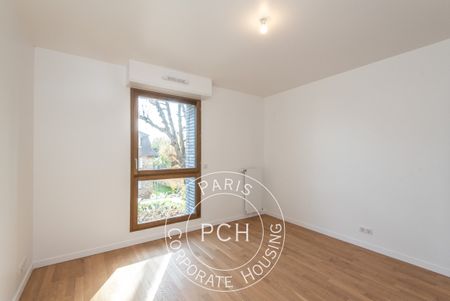 Rue Saint-Charles, - Photo 3