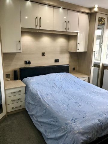 3 bedroom ground floor maisonette to rent - Photo 4