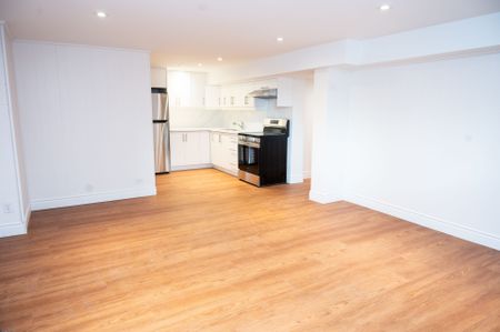 For Lease - 35 Silverhill Drive Unit# Lower, Toronto, Ontario - Photo 5