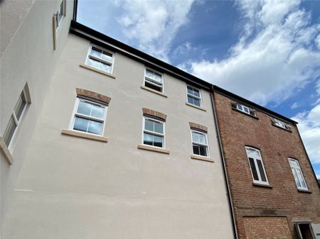 Main Street, Bulwell, Nottinghamshire, NG6 - Photo 4